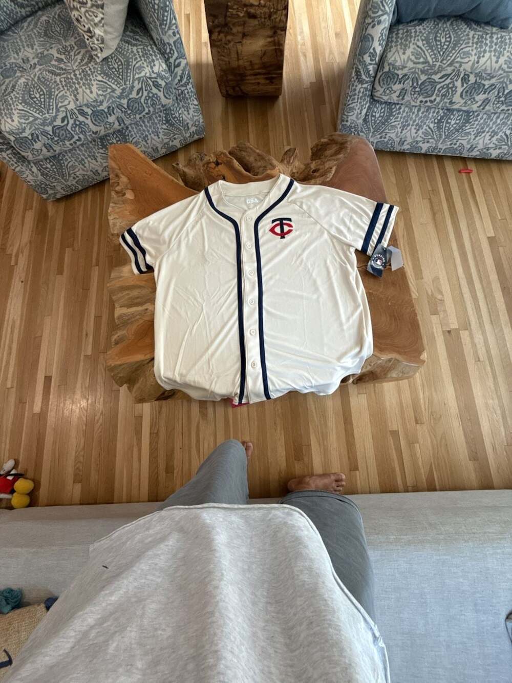 MLB Minnesota Twins Women's Antique White Mesh Jersey - S